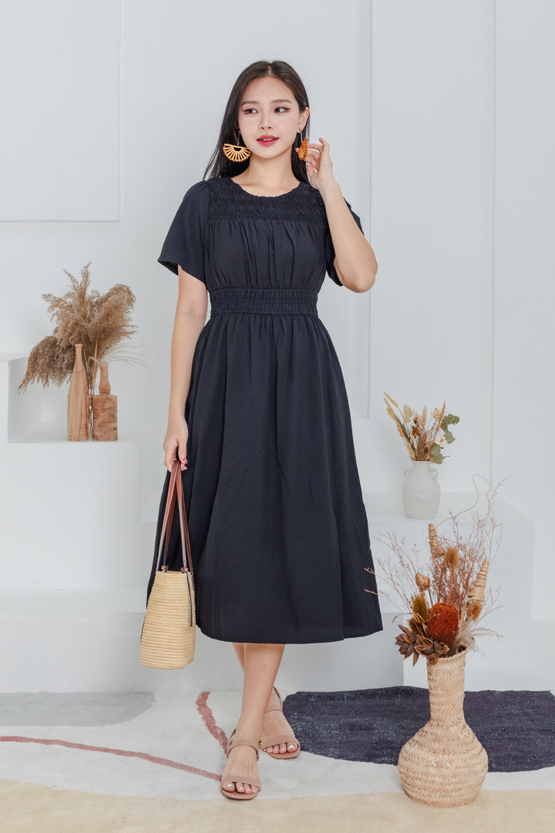 Elastic ruched outlet dress