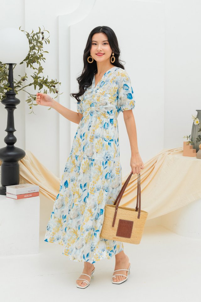 Art Class Ruched Dress in Yellow Blue Willows