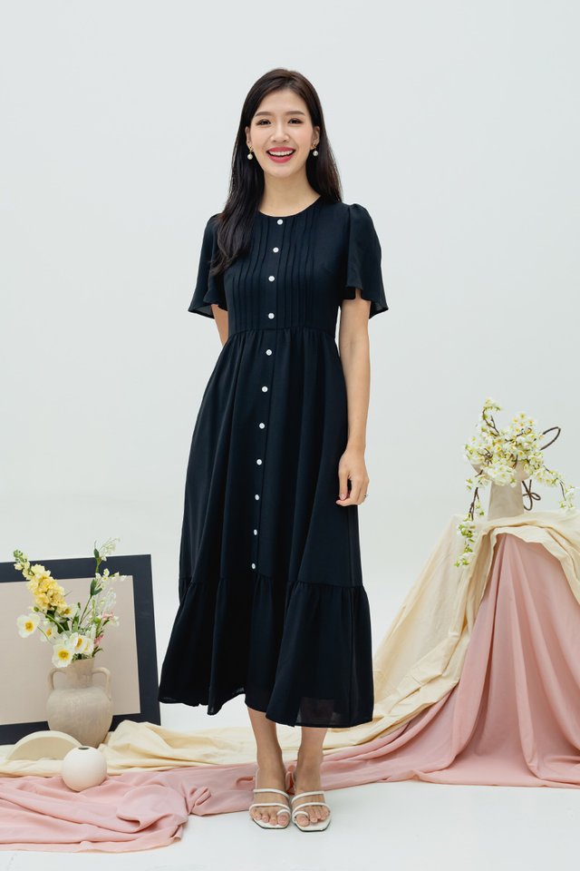 Parisienne Pleated Buttons Dress in Black