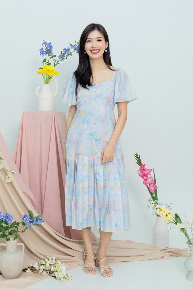 Joyous Pleated Buttons Dress in Watercolours