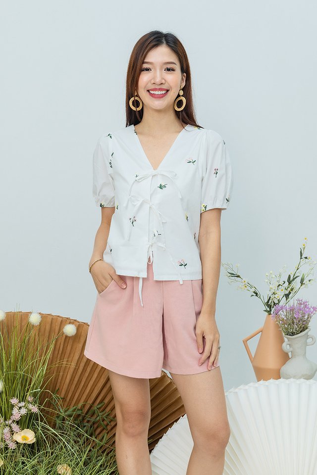 Annelise Embroidery Bow Tie Top in White