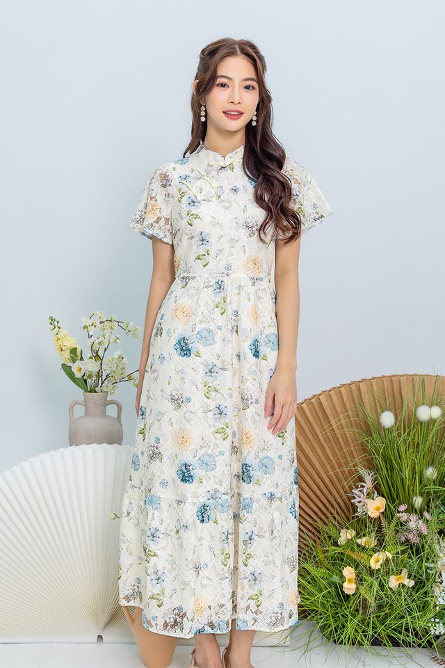 Soft Poise Lace Cheongsam Dress in Blue Peach