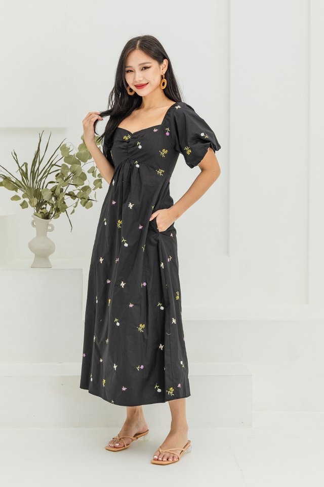 A Walk in the Garden Embroidery Dress in Black
