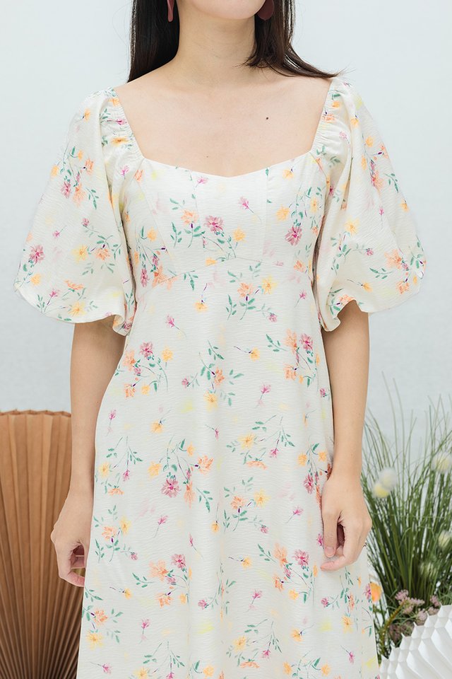 Garden Symphony Puffy Sleeves Dress in Sunset