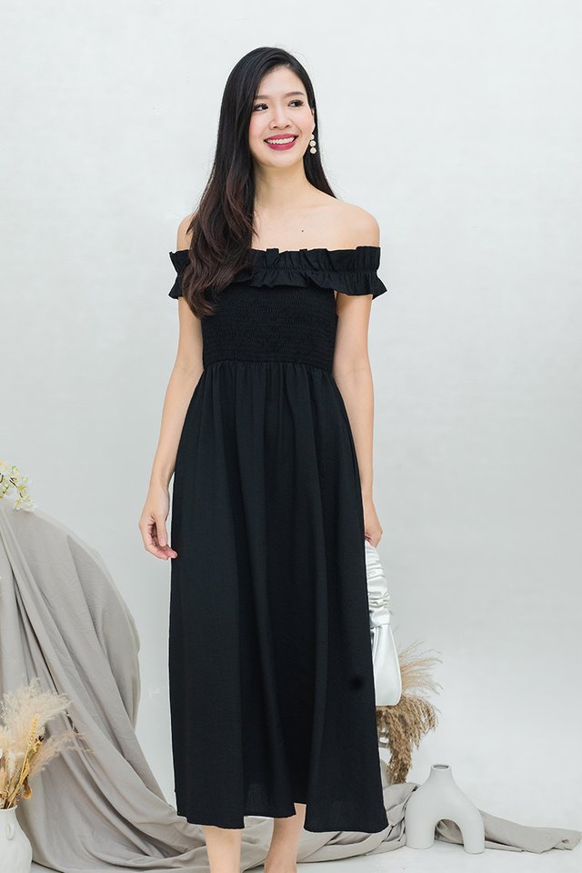 Poised Lady Ruffled Dress in Black