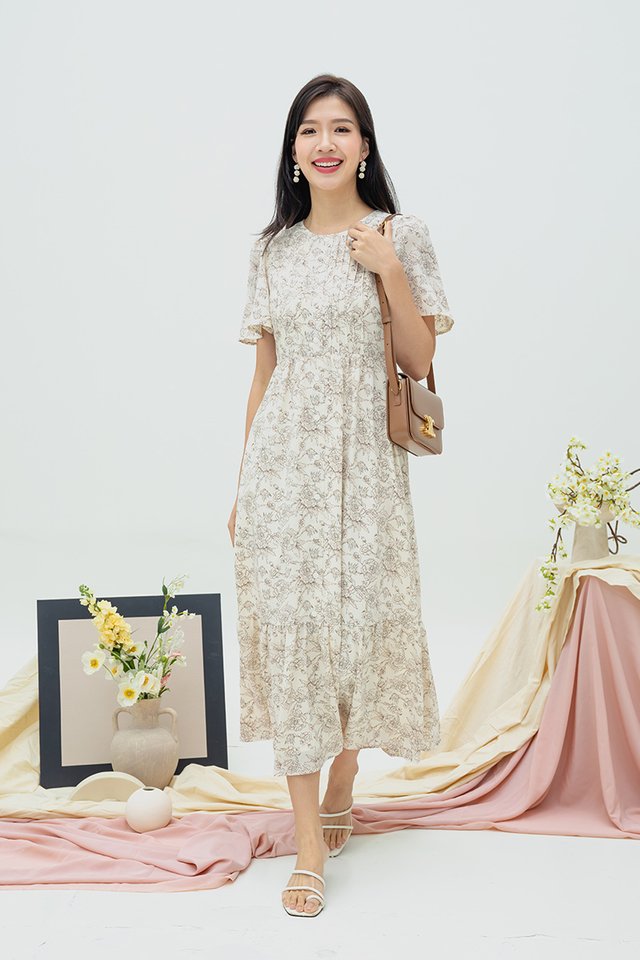 Parisienne Pleated Buttons Dress in Pearl Grey Porcelain