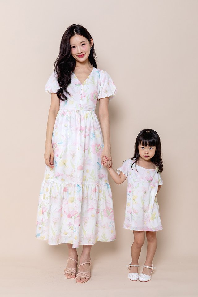 Garden of Eden Buttons Dress in Pastel Daisies