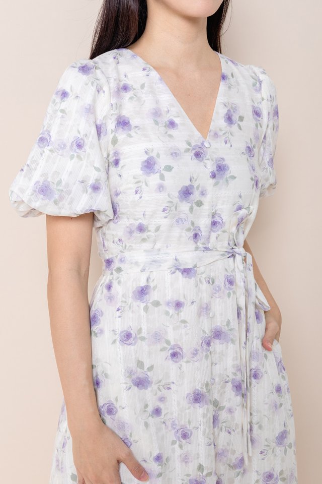 Lush Florals Puffy Sleeves Dress in Wisteria Roses