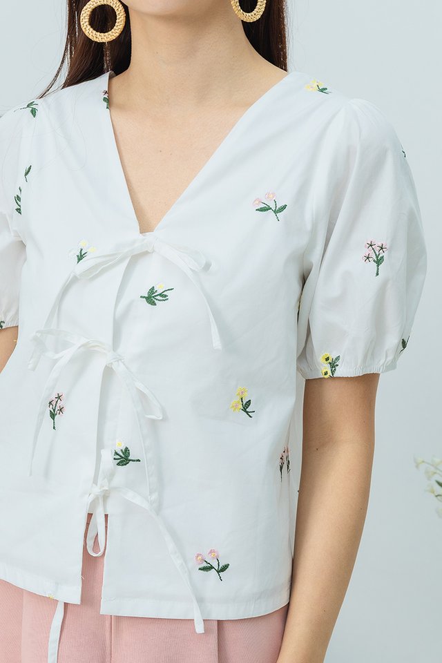Annelise Embroidery Bow Tie Top in White