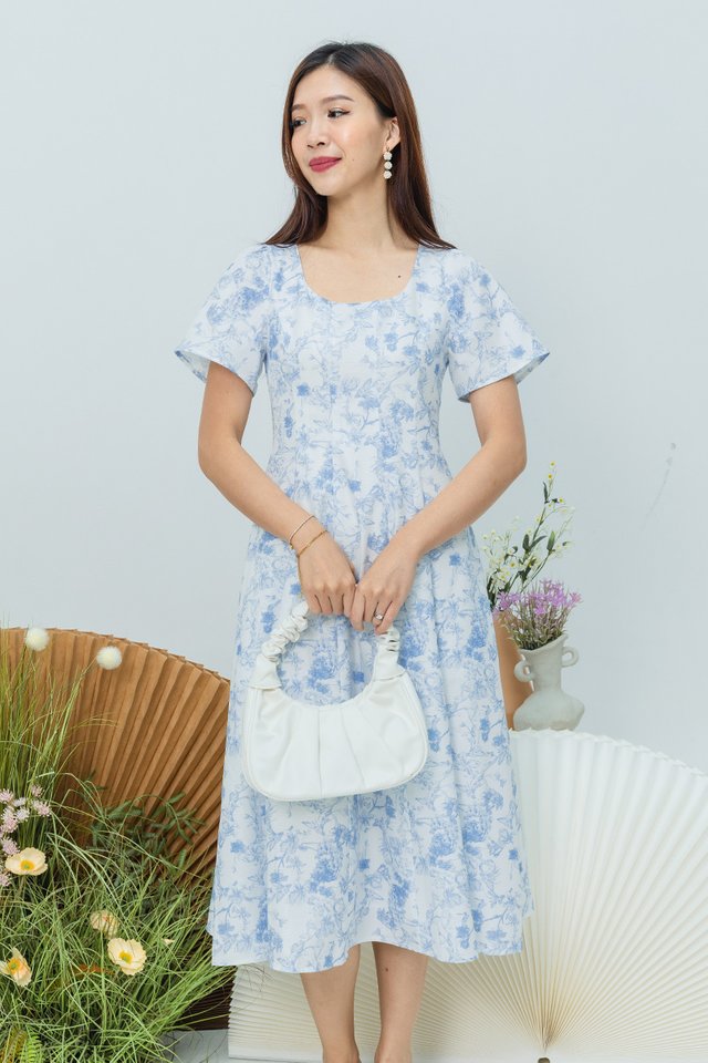 Blossom Lady Dress in Blue Porcelain