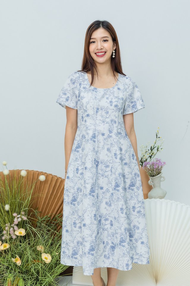Blossom Lady Dress in Grey Porcelain