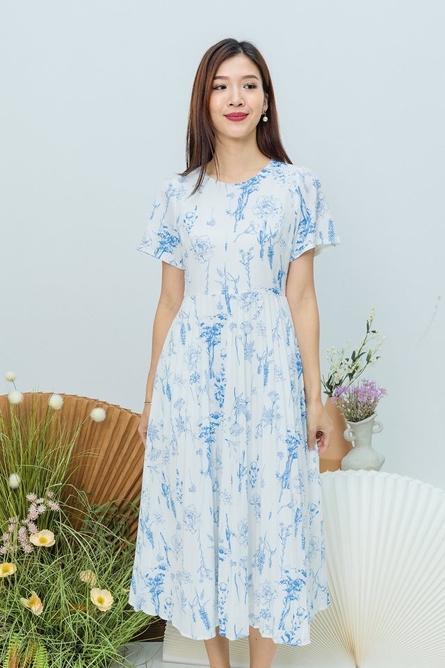 Gentle Folds Dress in Blue Porcelain
