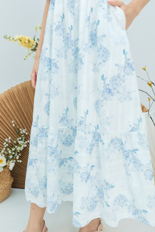 Amelie Smocked Puffy Sleeves Dress in Celestia Blue Florals