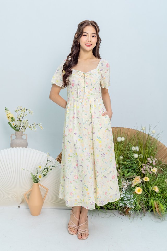 Lumi Airy Sleeves Midi Dress in Spring Blooms