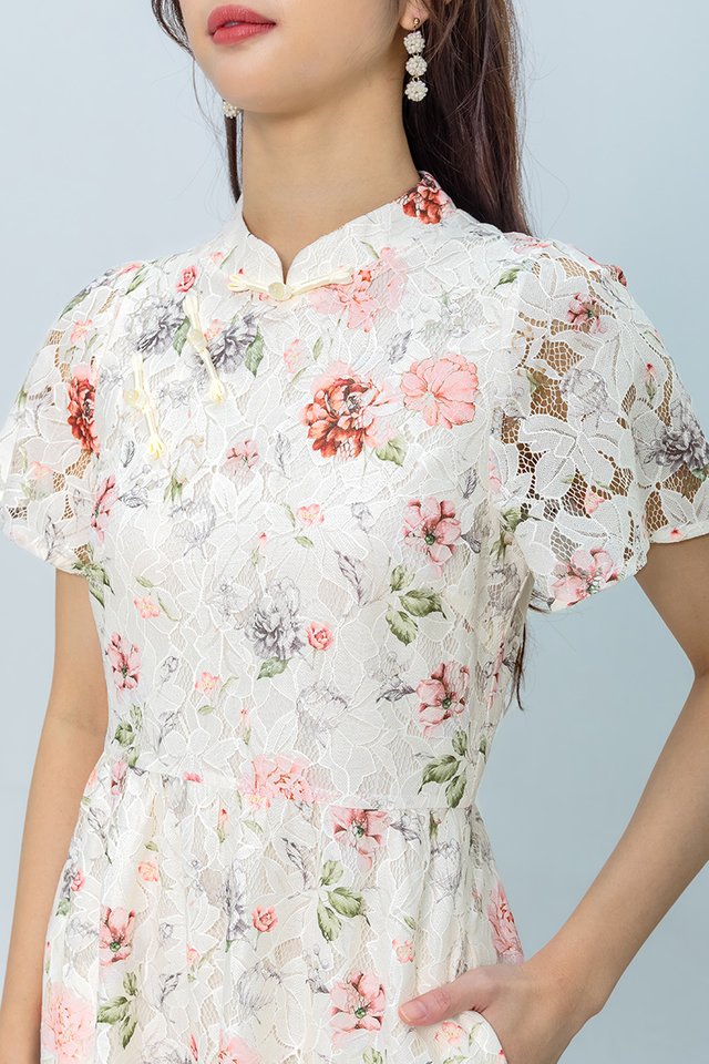 Soft Poise Lace Cheongsam Dress in Pink Red