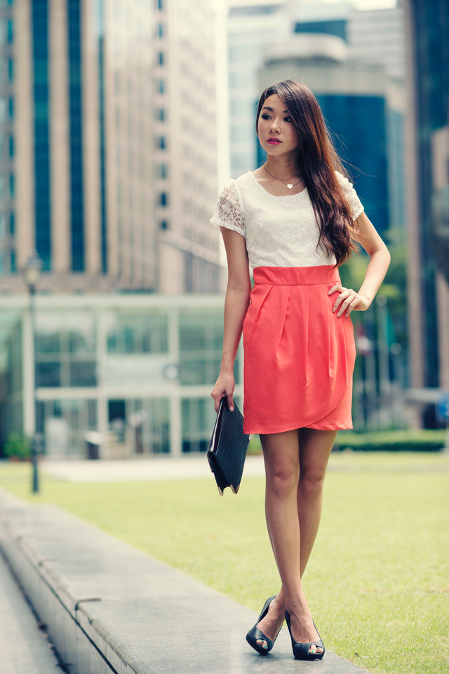 Lace Femininity Dress in Coral
