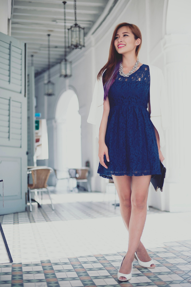 L'amour Lace Dress in Navy