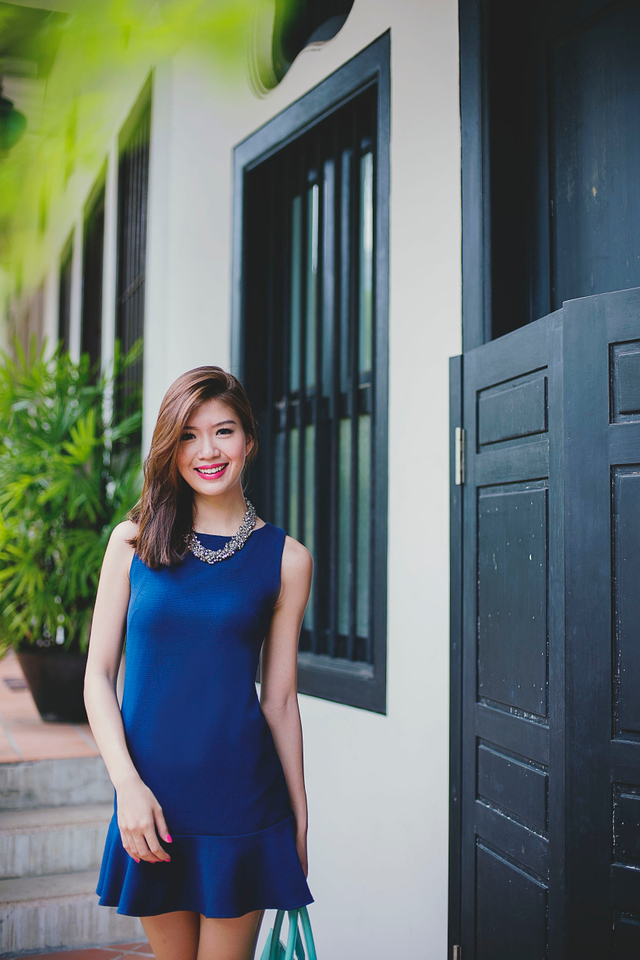 Gwyneth Dress in Navy Blue