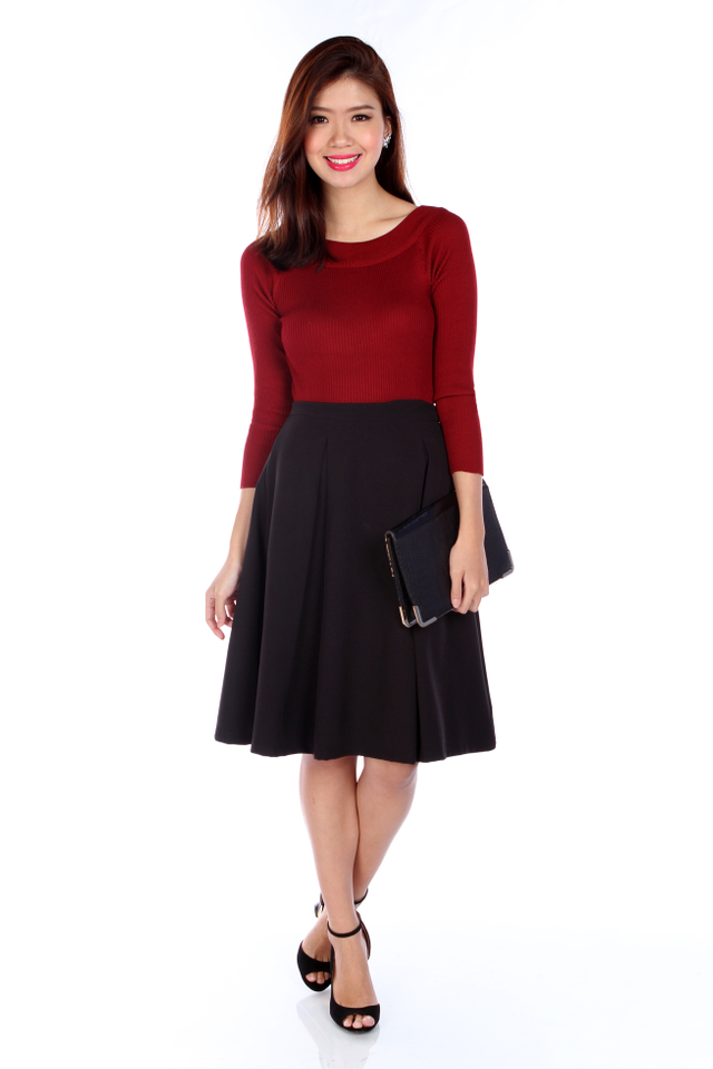 Heather Basic Knit Top in Wine Red