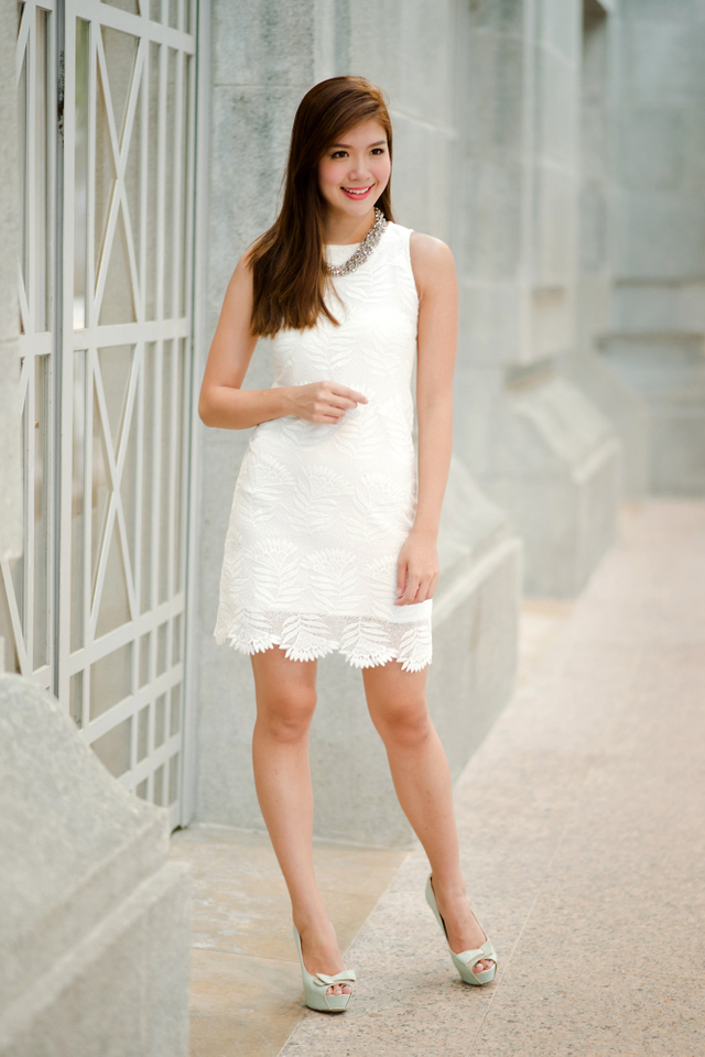 Lace Mademoiselle Shift Dress in White