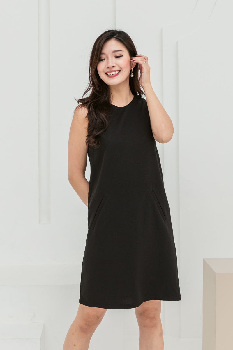 Black shift shop dress with pockets