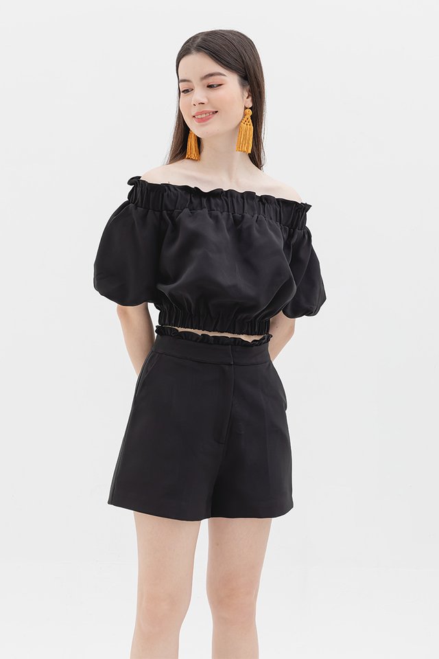 Cafe Date Frills Shorts in Black