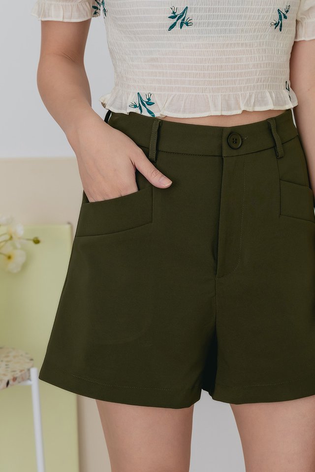 Pocket Handy Shorts in Olive